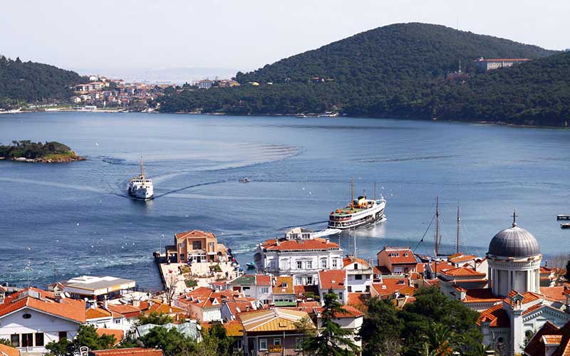 Journey to the Hidden Bays of Istanbul with Bosphorus Cruise