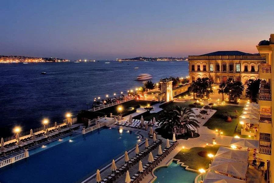 Çırağan Palace's Historical Importance and Its Relationship with Bosphorus Cruise