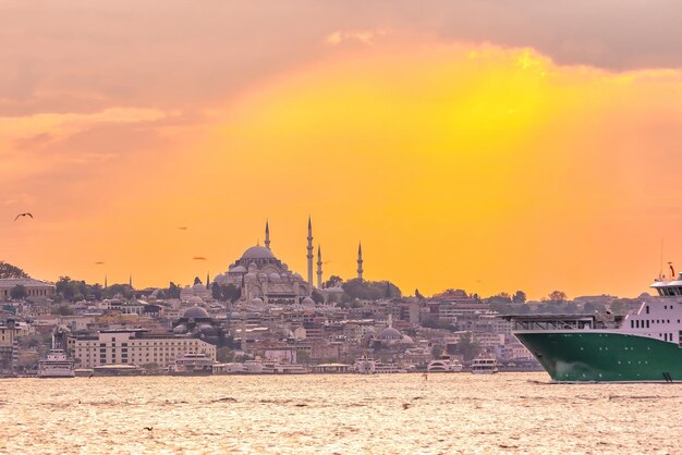 What to Wear on Bosphorus Cruises