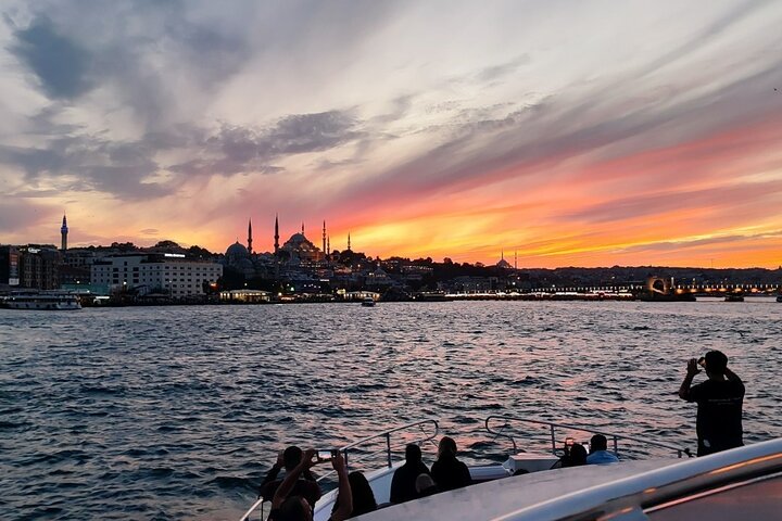 The Stories of Bosphorus Cruise That Inspired Style Icons