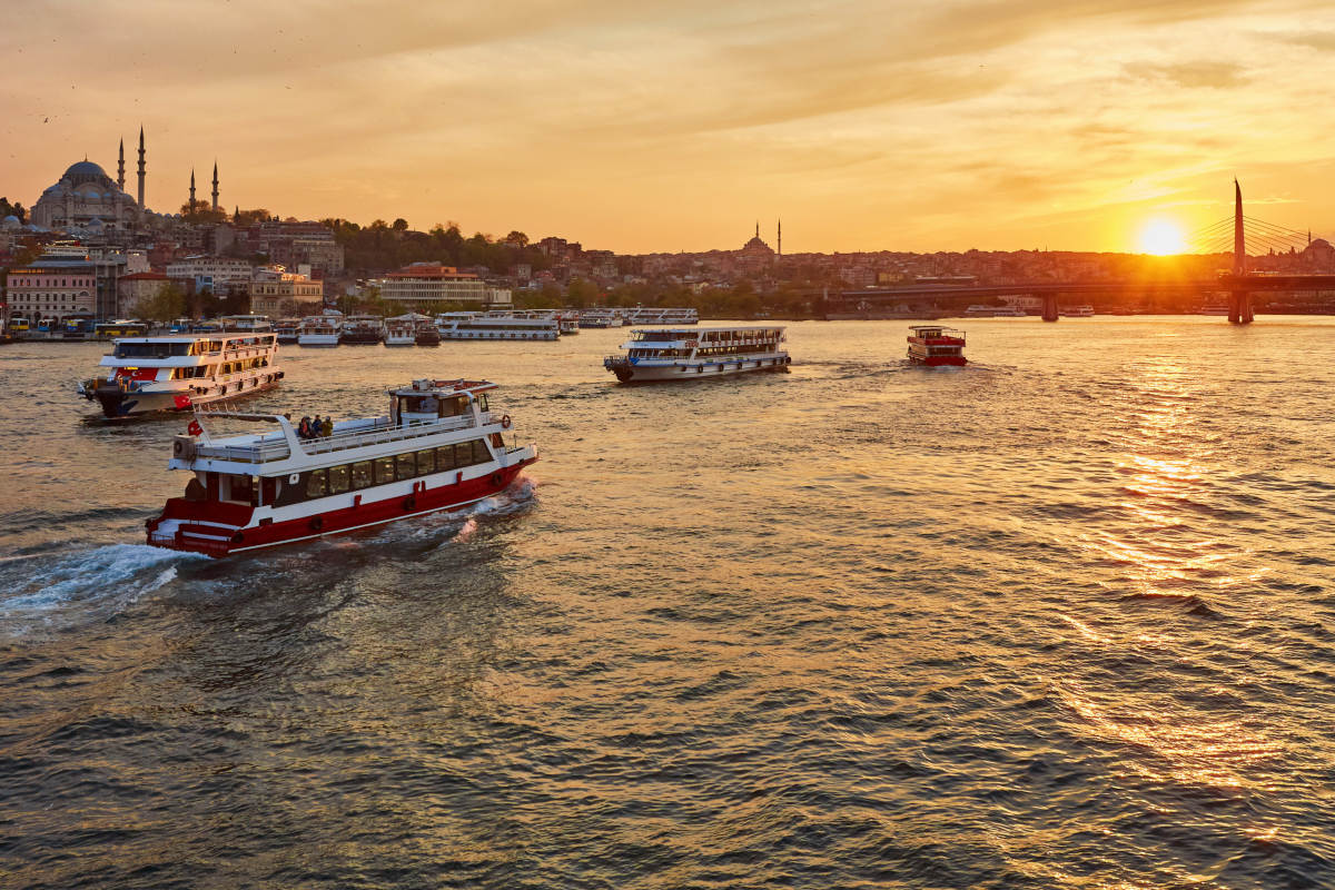 Relax Experience with Bosphorus Cruise
