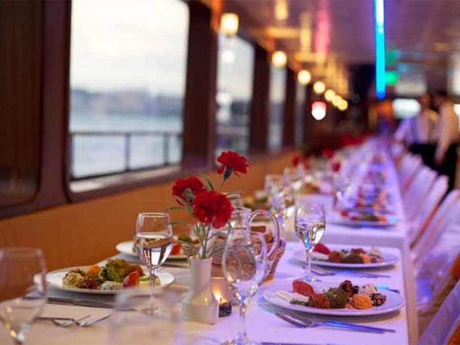 Bosphorus Dinner Cruise in First Date