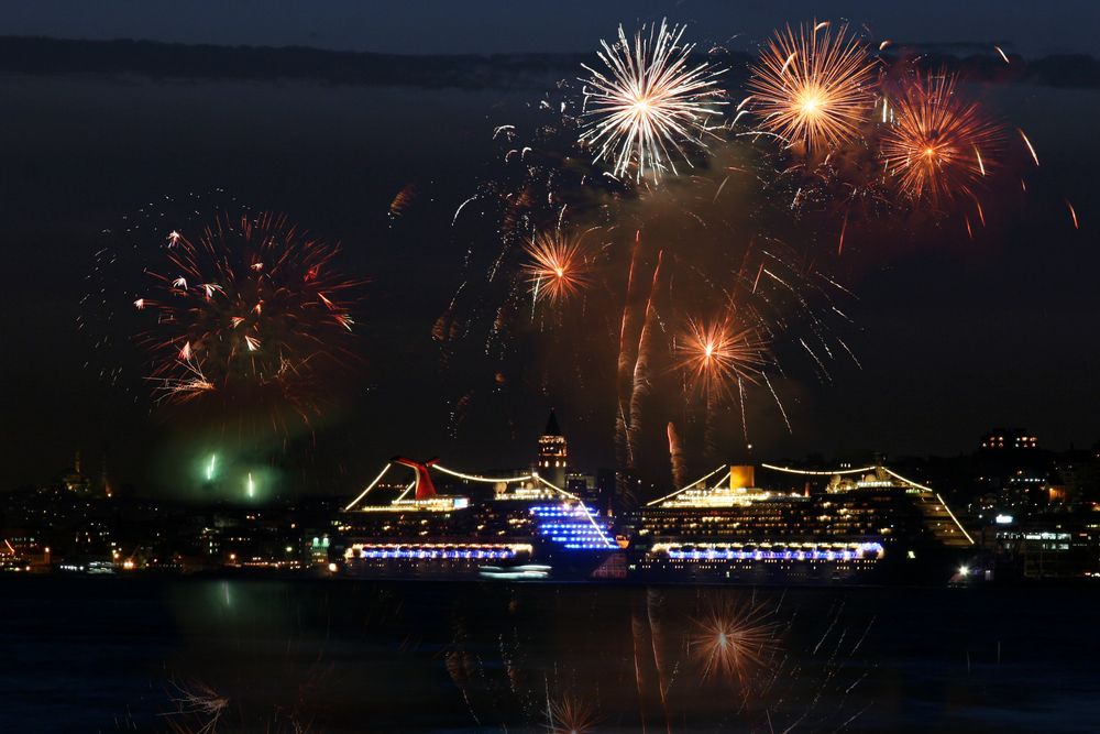 Celebration on a Bosphorus Cruise