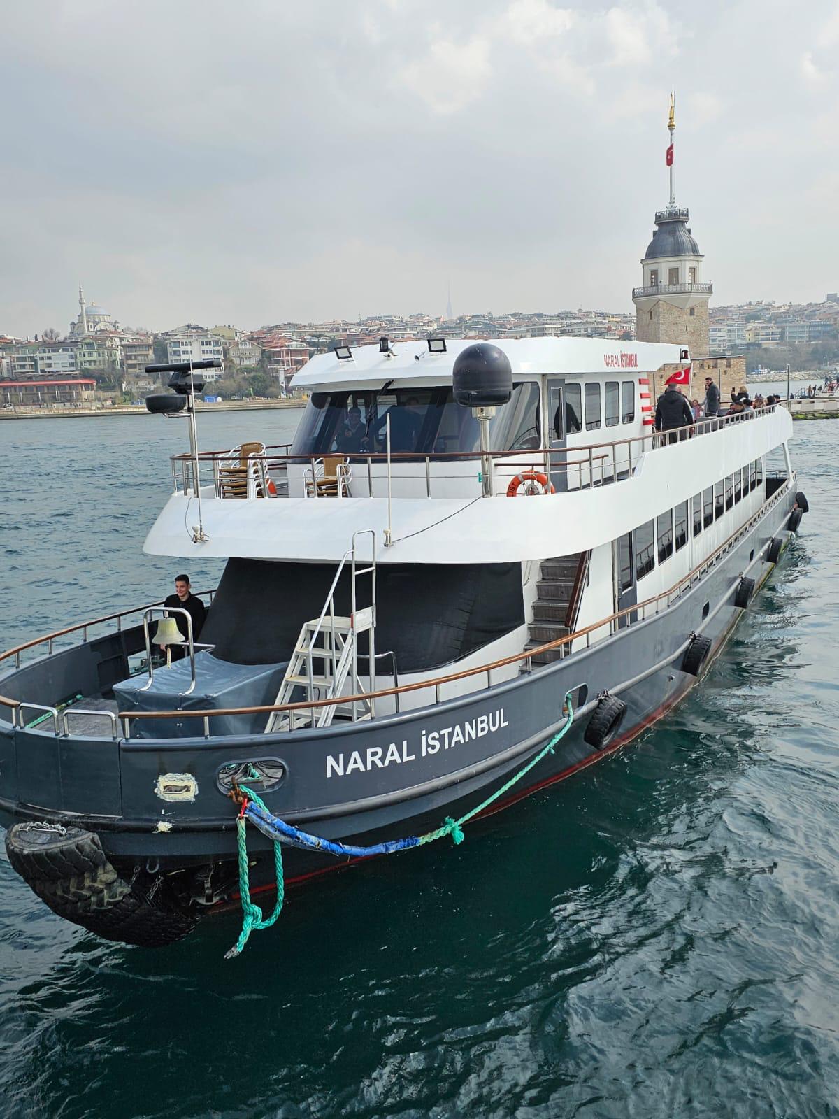 LUNCH CRUISE BOSPHORUS AT NOON